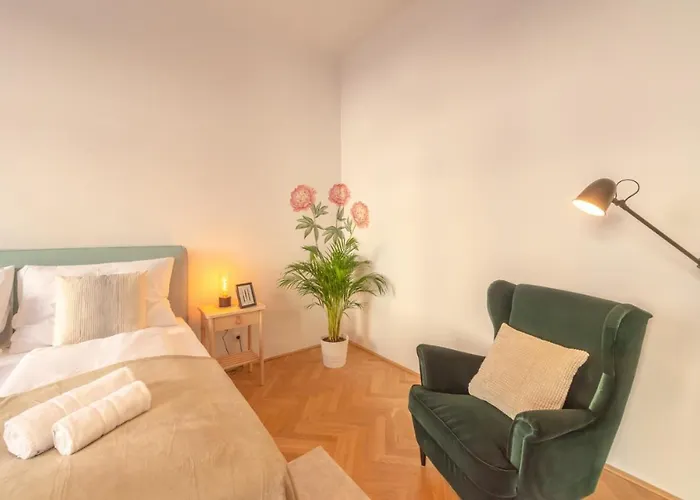 Appartement Family Deluxe Minutes Walk To Schonbrunn Palace *